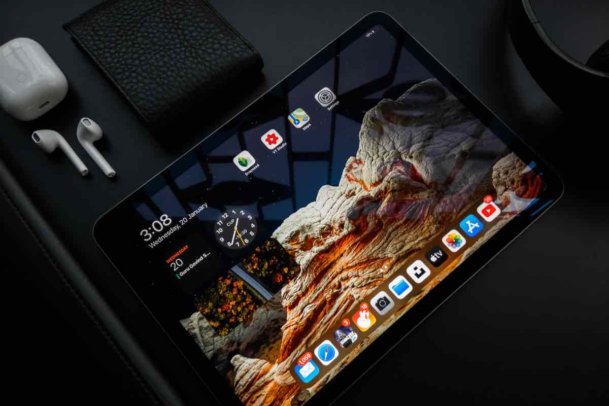 Cosa scegliere tra Samsung Galaxy Tab S9 e Apple iPad Air 